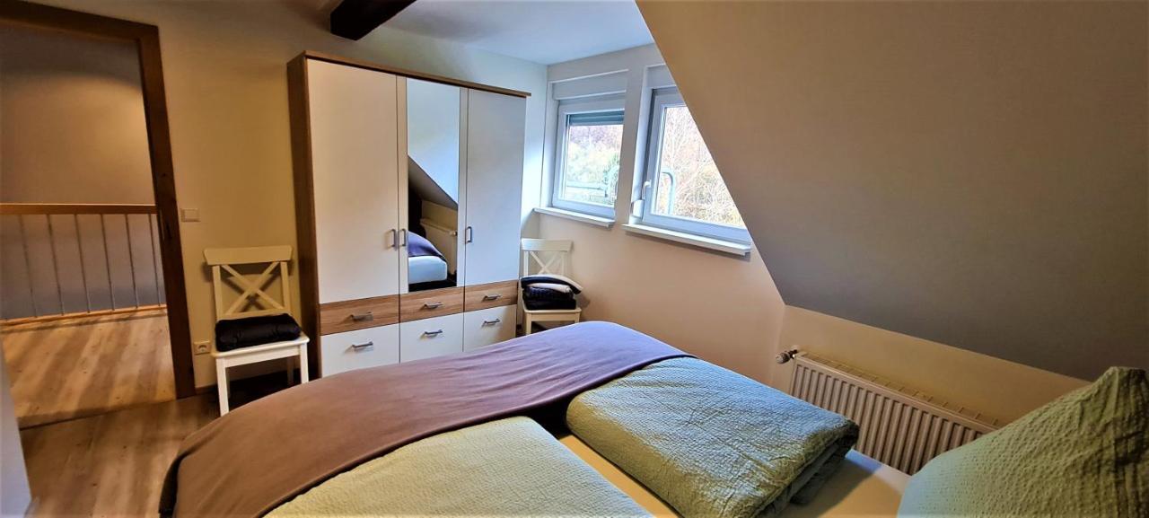 Ferienwohnung Am Fluss Klotten Ngoại thất bức ảnh