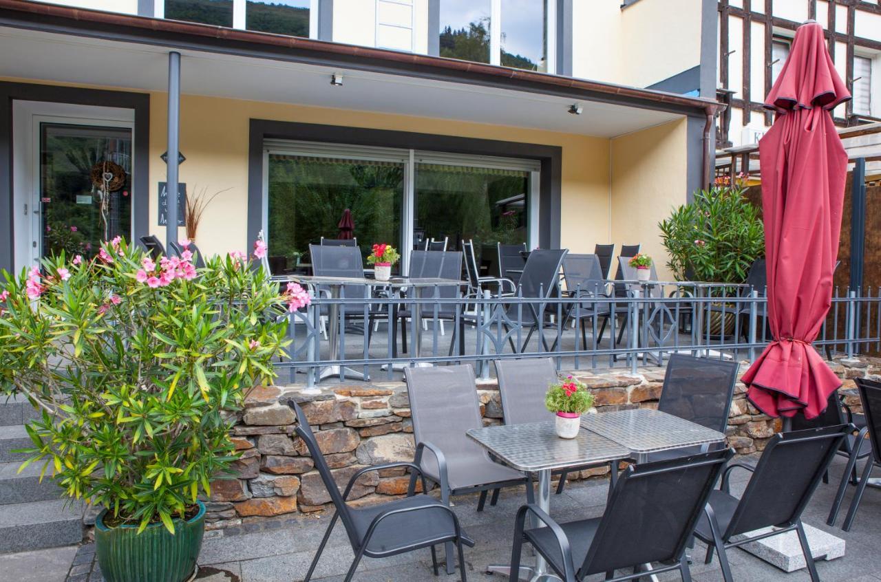 Ferienwohnung Am Fluss Klotten Ngoại thất bức ảnh